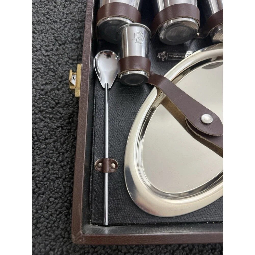 VTG The Original Trav-L-Bar by Ever-Wear Set Travel Bar Portable Spartan